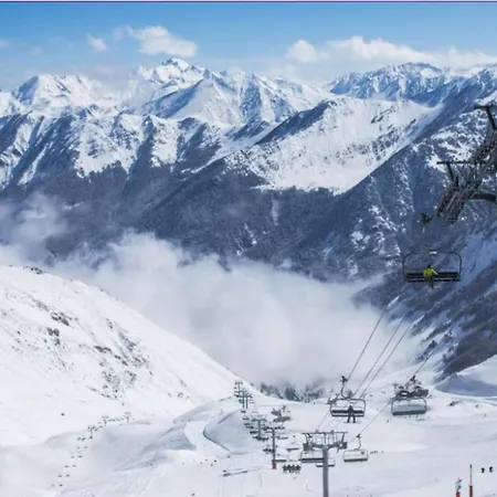 Cosy Rénové Au Centre De Cauterets, Idéal Pour 4, équipé Et Confortable - Fr-1-401-283 Appartement